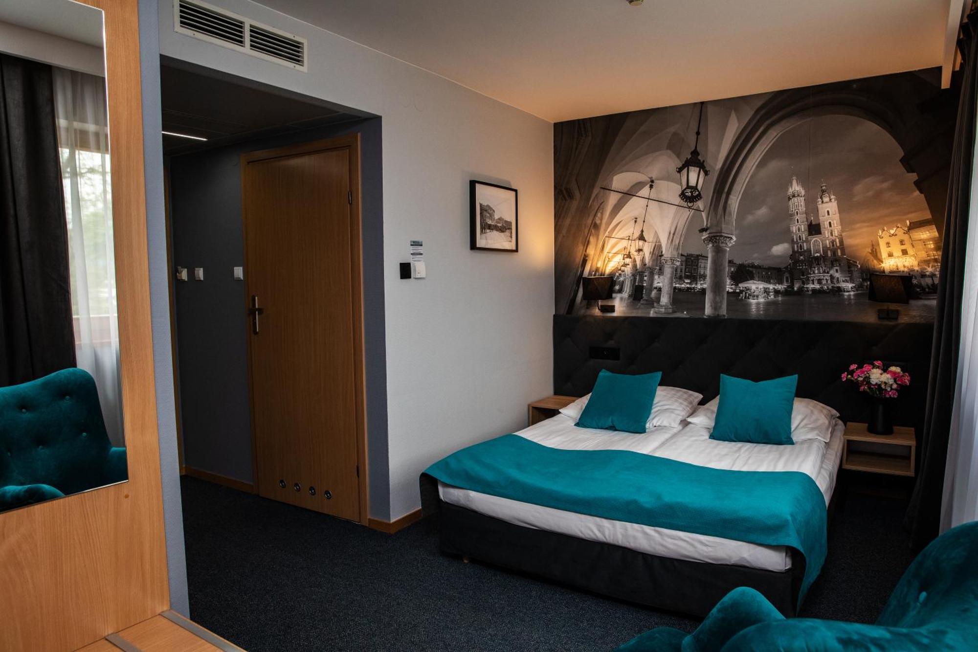 Doppelzimmer mit seitlichem Flussblick