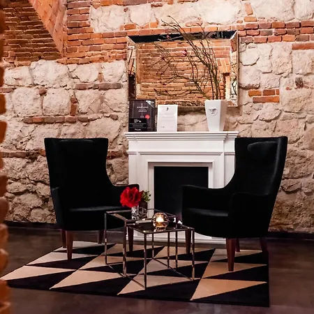 Queen Boutique Hotel-3